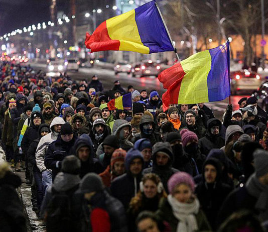 Oficial în România mai sunt în acte puțin peste 22 milioane de oameni