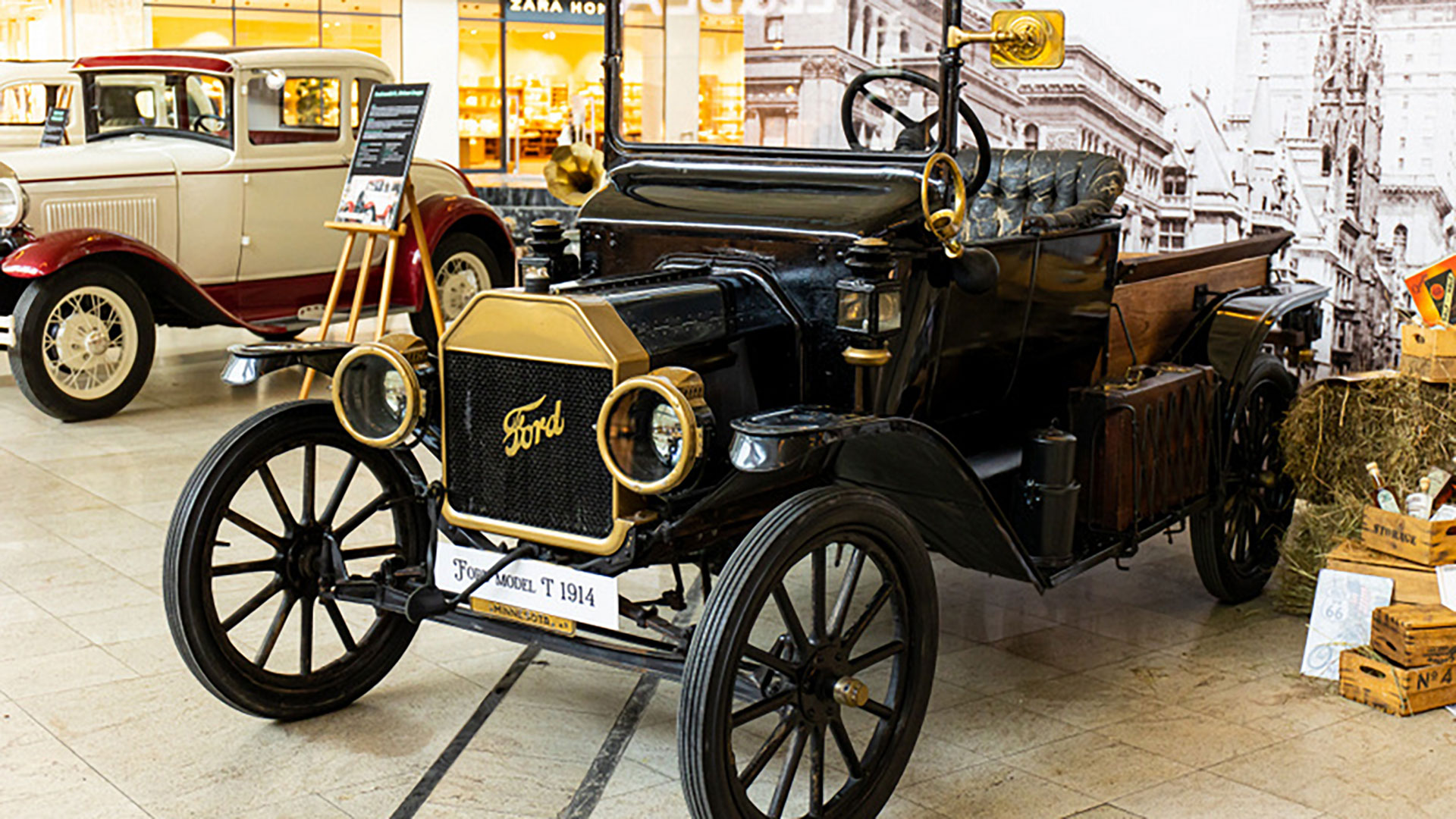 Retro Cars Iulius Mall Cluj Ford T