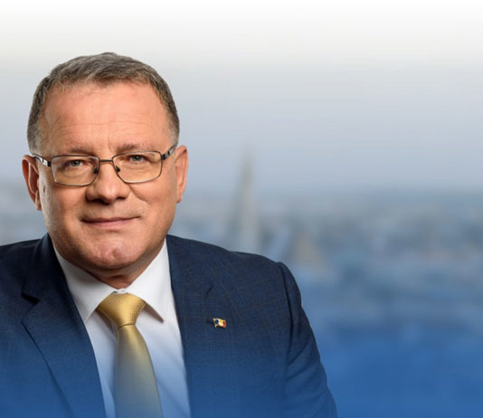 Adrian Oros, mesaj dur către conducerea PNL: „Daţi-vă demisia toţi! Toţi Rareşii, Bocii, Ralucii şi Fluturii de partid şi de stat! Luaţi-vă labele de pe Partidul Naţional Liberal!”