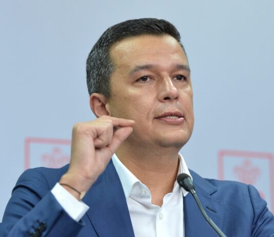 A fost semnat contractul pentru modernizarea aeroportului din Cluj-Napoca