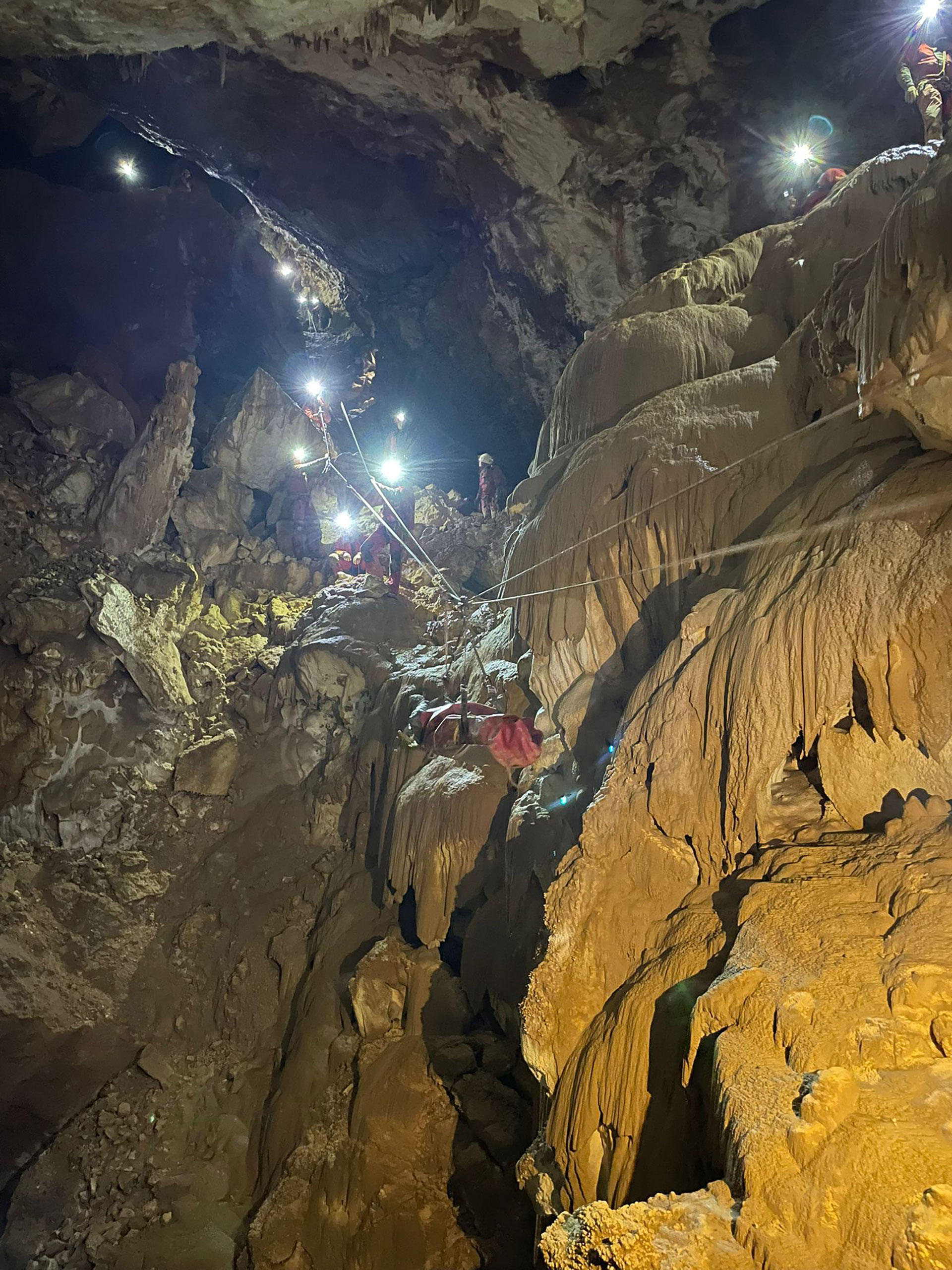 exercitiu speologi 2