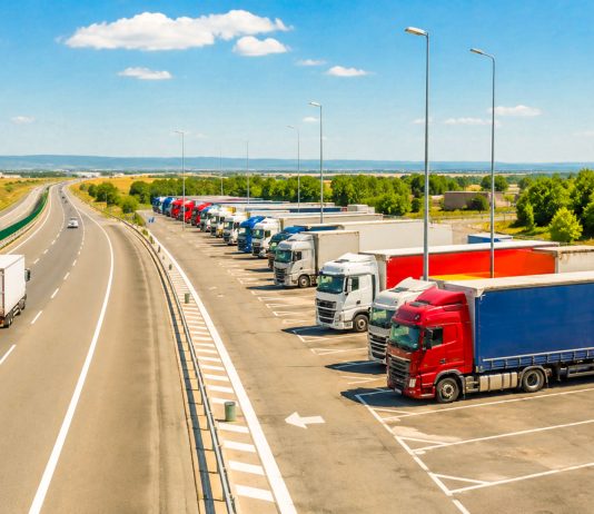 Restricții de circulație pentru vehiculele de peste 7,5 tone pe fondul valului de căldură